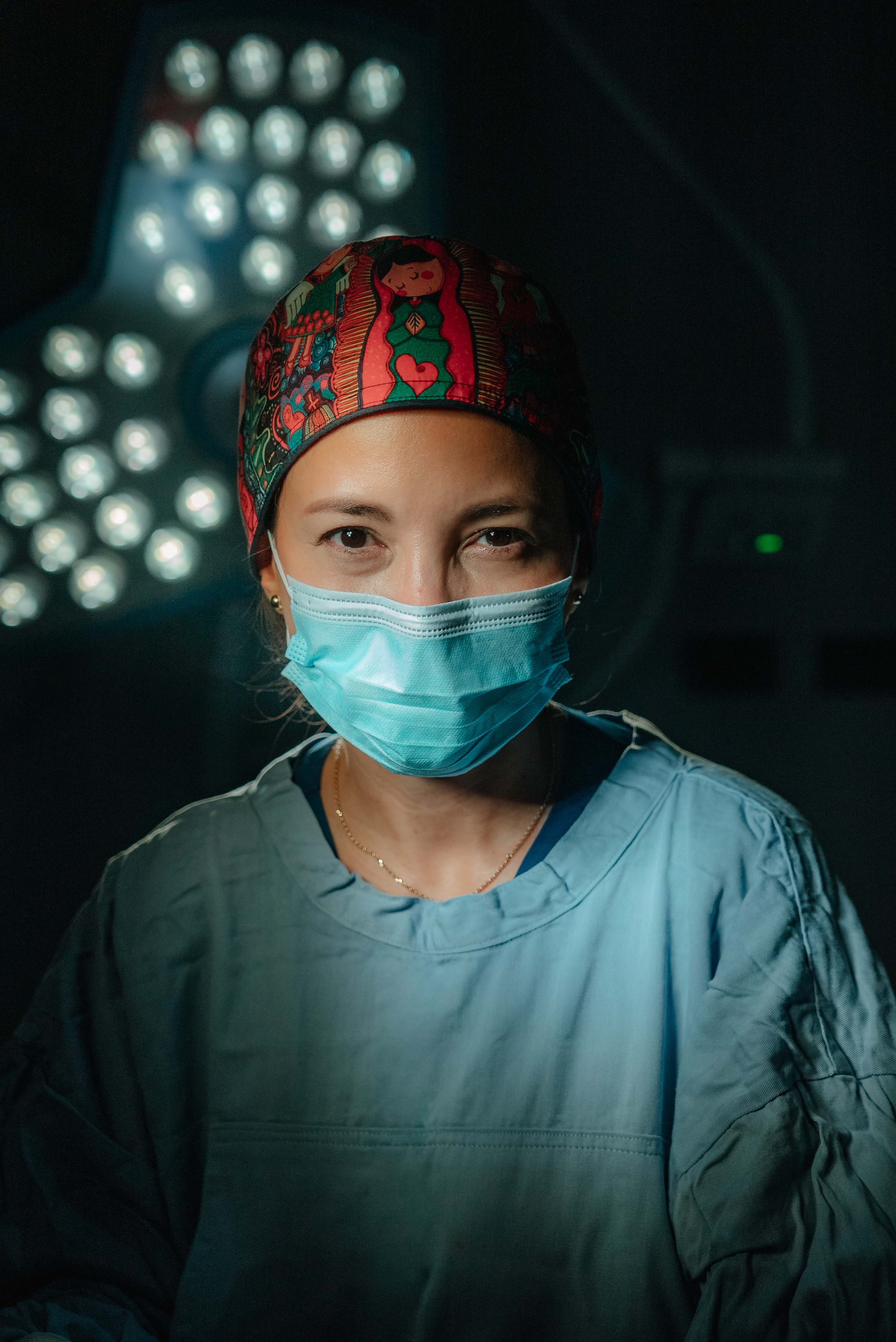 Dra. Eliana Garcés en quirófano